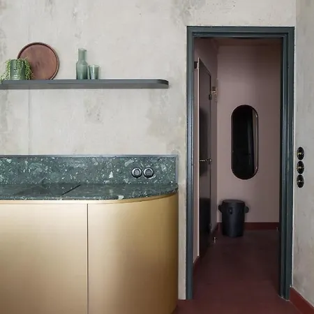 Apartment Joie Bargue Paris