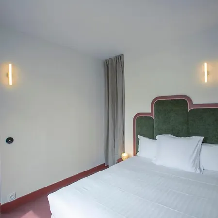 Joie Bargue Apartment