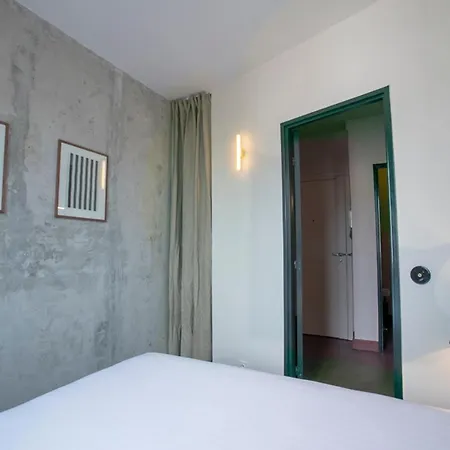 Joie Bargue Apartment *