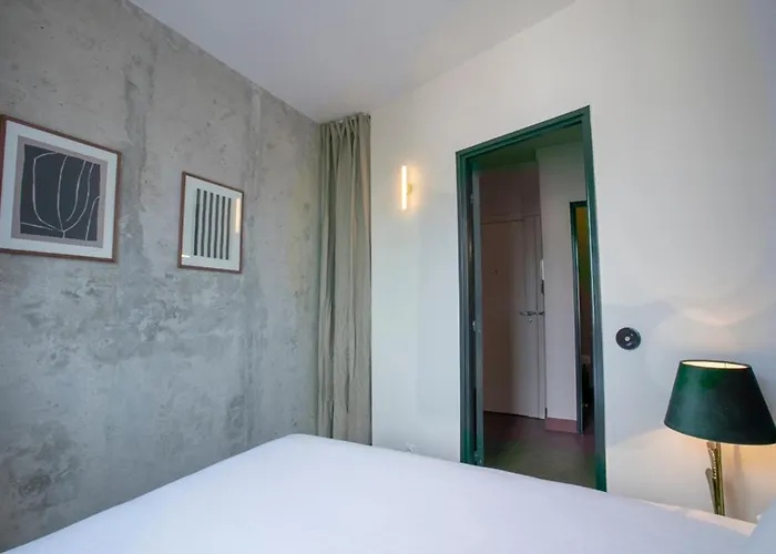 Appt Calme Sur Cour- Montparnasse - Necker Apartment *